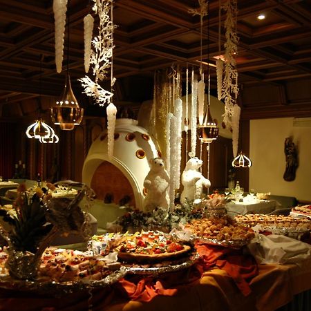 Alpen Hotel Corona Vigo di Fassa Zewnętrze zdjęcie