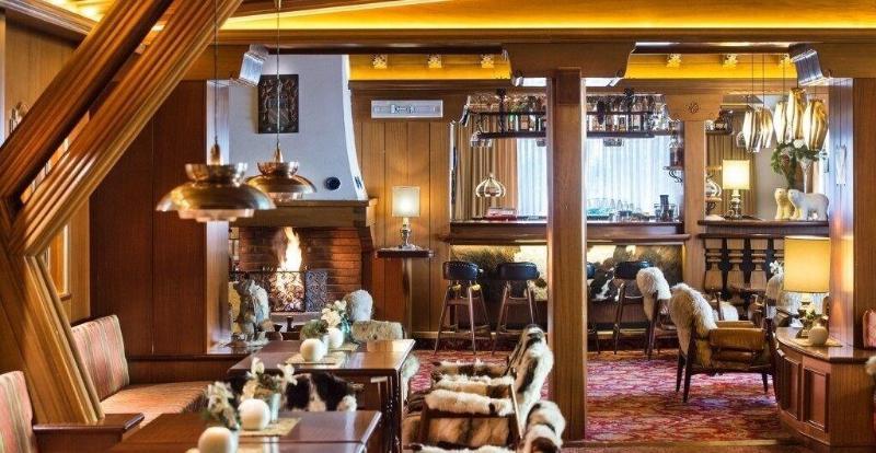 Alpen Hotel Corona Vigo di Fassa Zewnętrze zdjęcie