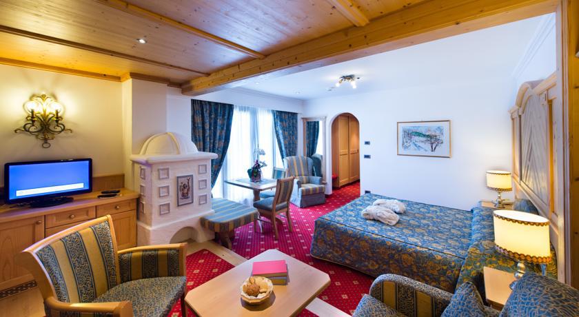 Alpen Hotel Corona Vigo di Fassa Pokój zdjęcie