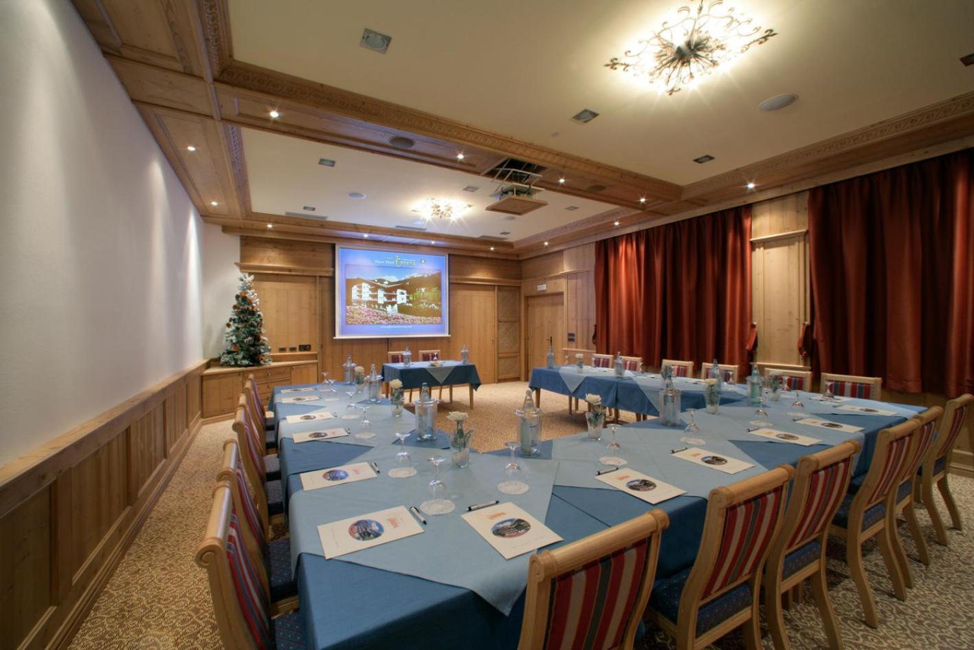 Alpen Hotel Corona Vigo di Fassa Zewnętrze zdjęcie