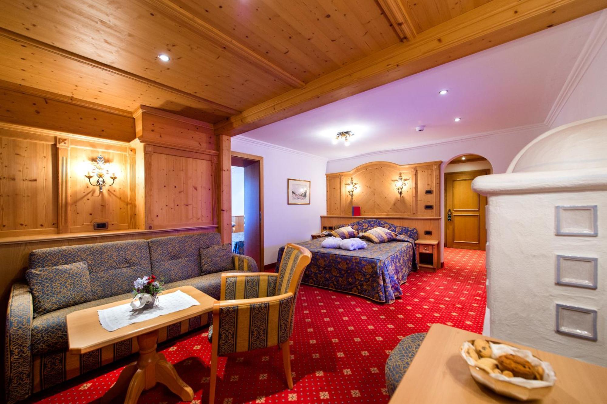 Alpen Hotel Corona Vigo di Fassa Pokój zdjęcie