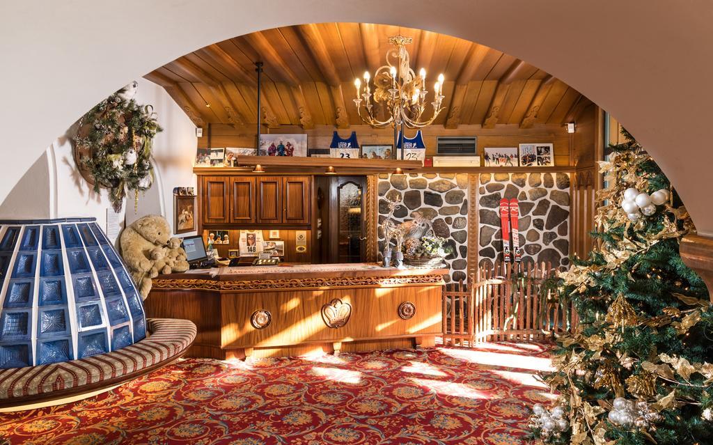 Alpen Hotel Corona Vigo di Fassa Zewnętrze zdjęcie