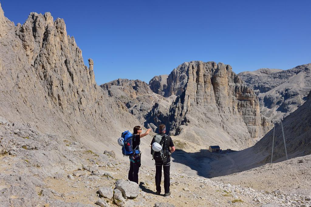 Alpen Hotel Corona Vigo di Fassa Zewnętrze zdjęcie